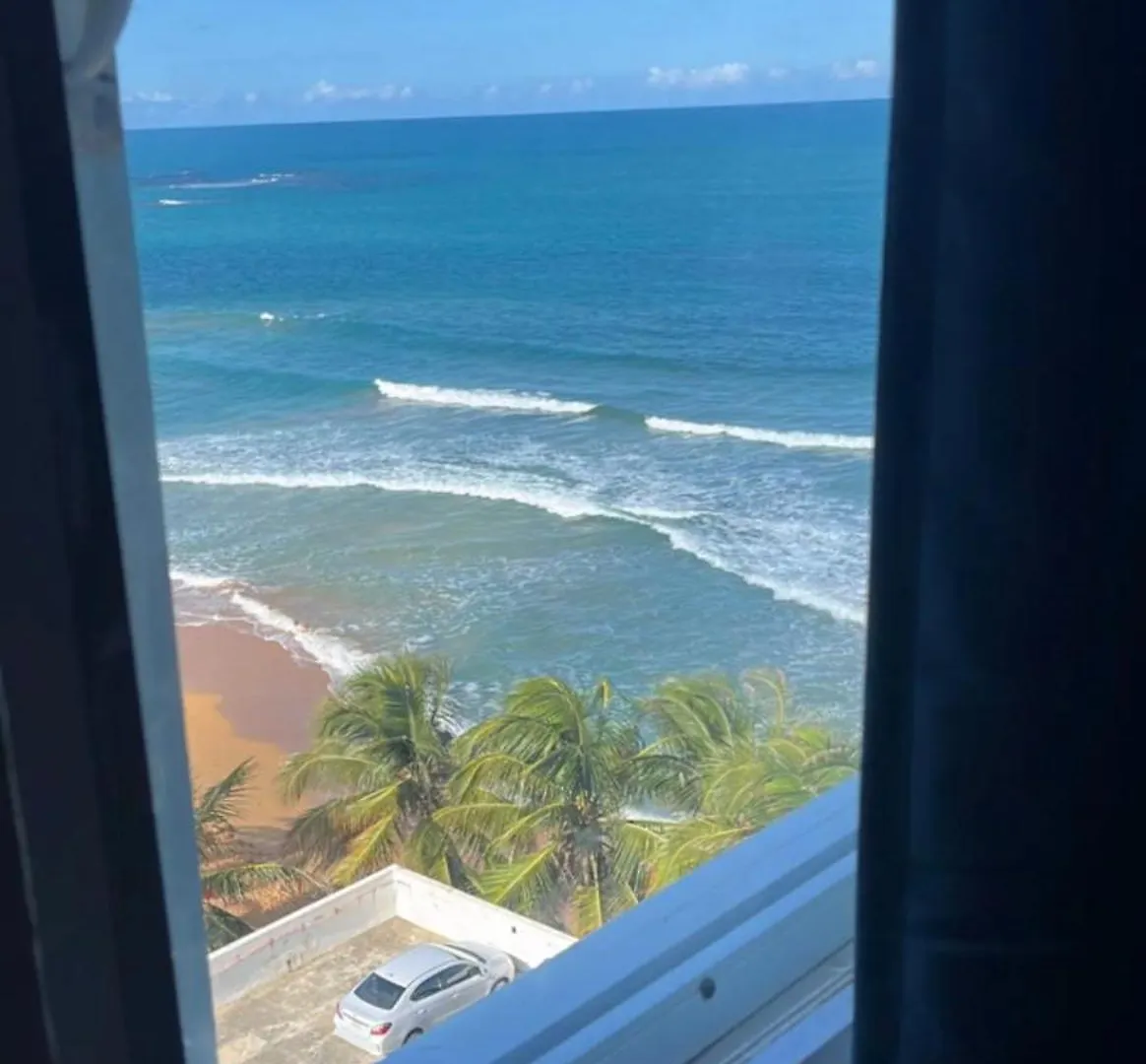 Oceanfront In Luquillo 아파트 0*,