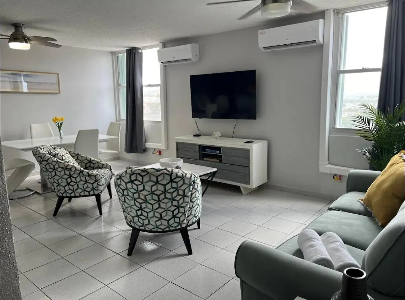 Oceanfront In Luquillo 아파트 푸에르토리코